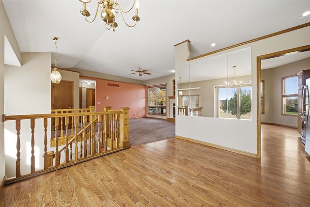 110 N Karren Ct, Wichita, KS 67212