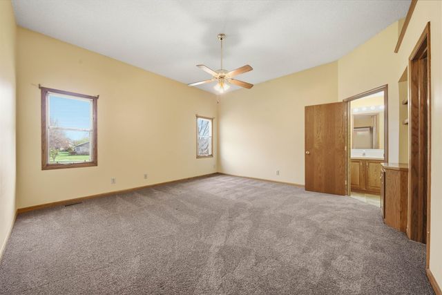 110 N Karren Ct, Wichita, KS 67212