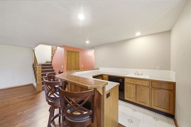 110 N Karren Ct, Wichita, KS 67212