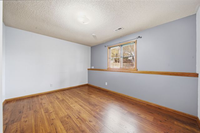 110 N Karren Ct, Wichita, KS 67212