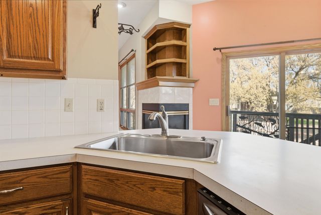 110 N Karren Ct, Wichita, KS 67212