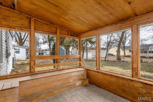 11218 Saint Shawn Lane, St Ann, MO 63074