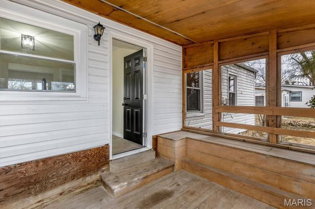 11218 Saint Shawn Lane, St Ann, MO 63074