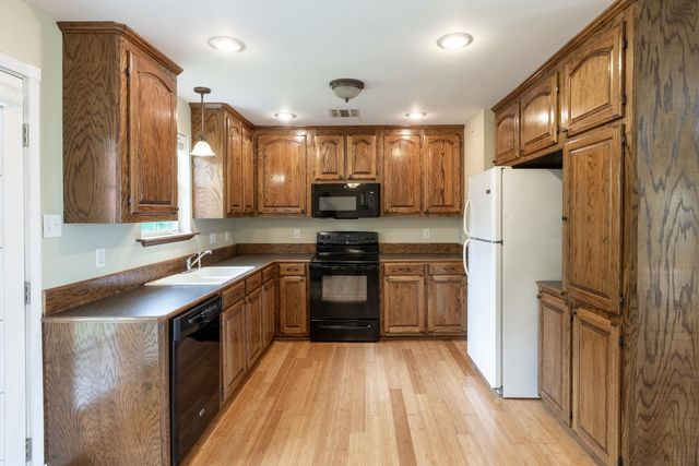 2545 W Main St, Gray, LA 70301