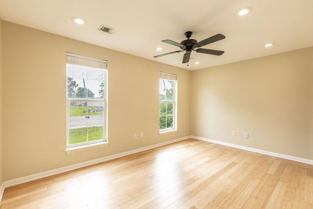 2545 W Main St, Gray, LA 70301