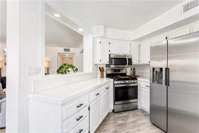 24550 Camino Meridiana, Murrieta, CA 92562