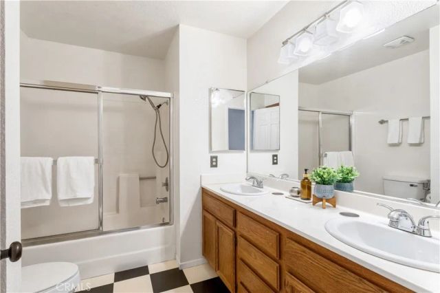 24550 Camino Meridiana, Murrieta, CA 92562