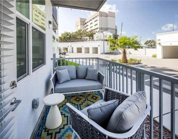 1185 S PINELLAS AVENUE B2, Tarpon Springs, FL 34689
