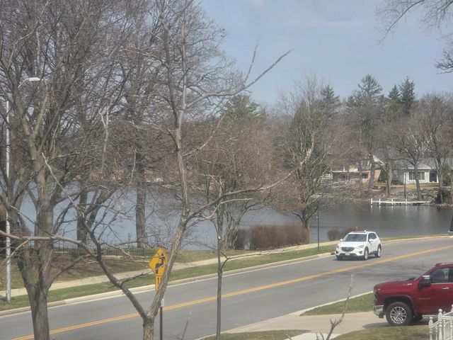 127 N Walnut STREET, Oconomowoc, WI 53066