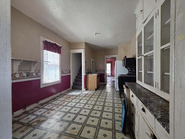 127 N Walnut STREET, Oconomowoc, WI 53066