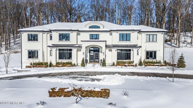 30 Winchester Lane, Holmdel, NJ 07733