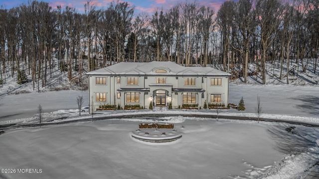 30 Winchester Lane, Holmdel, NJ 07733