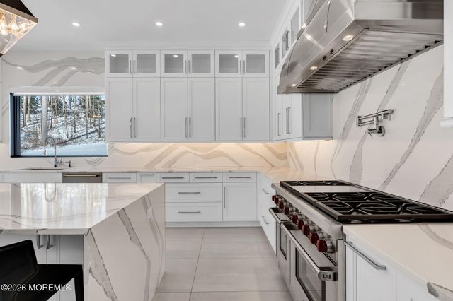 30 Winchester Lane, Holmdel, NJ 07733