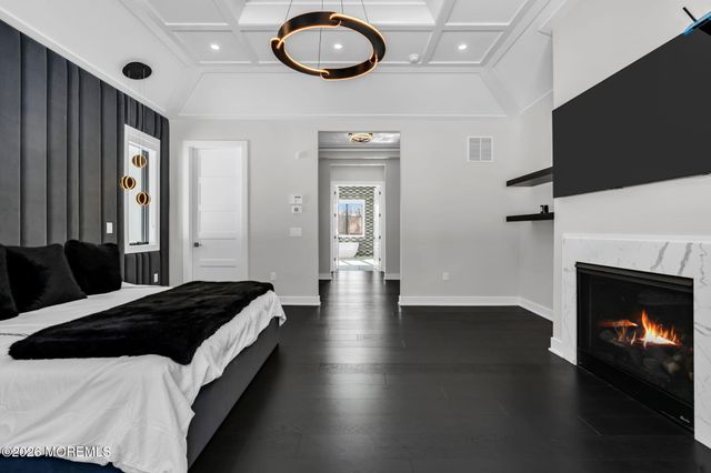 30 Winchester Lane, Holmdel, NJ 07733