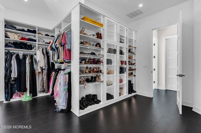 30 Winchester Lane, Holmdel, NJ 07733