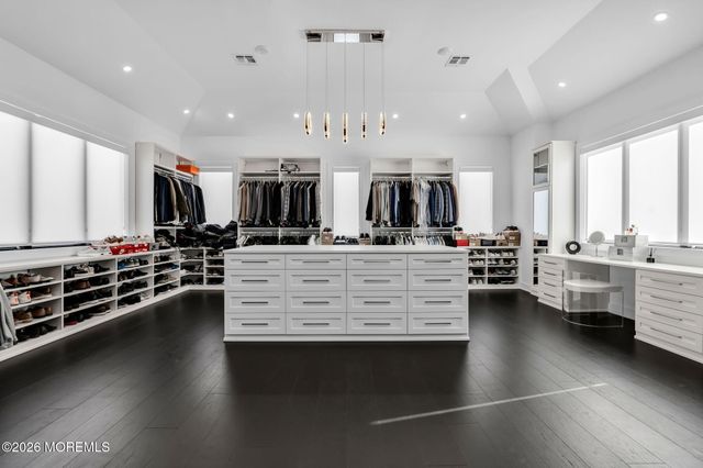 30 Winchester Lane, Holmdel, NJ 07733