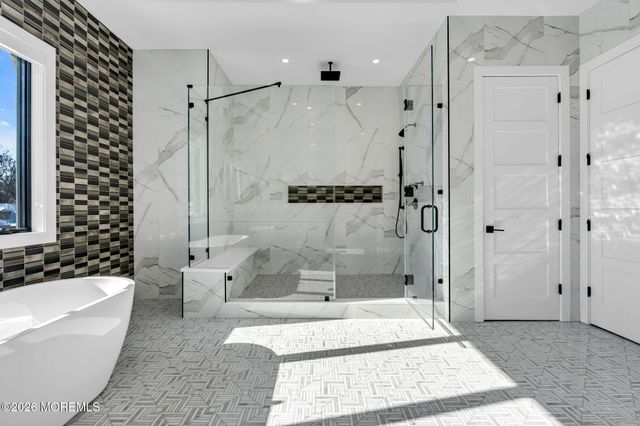 30 Winchester Lane, Holmdel, NJ 07733