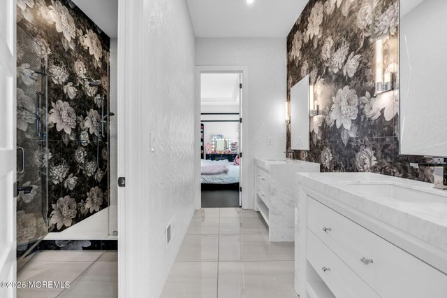 30 Winchester Lane, Holmdel, NJ 07733