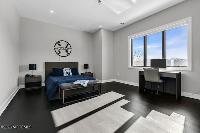 30 Winchester Lane, Holmdel, NJ 07733