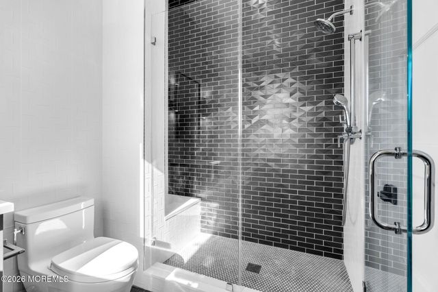 30 Winchester Lane, Holmdel, NJ 07733