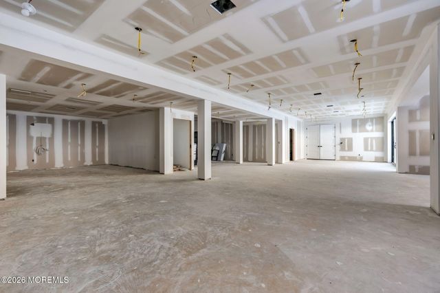 30 Winchester Lane, Holmdel, NJ 07733