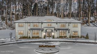 30 Winchester Lane, Holmdel, NJ 07733