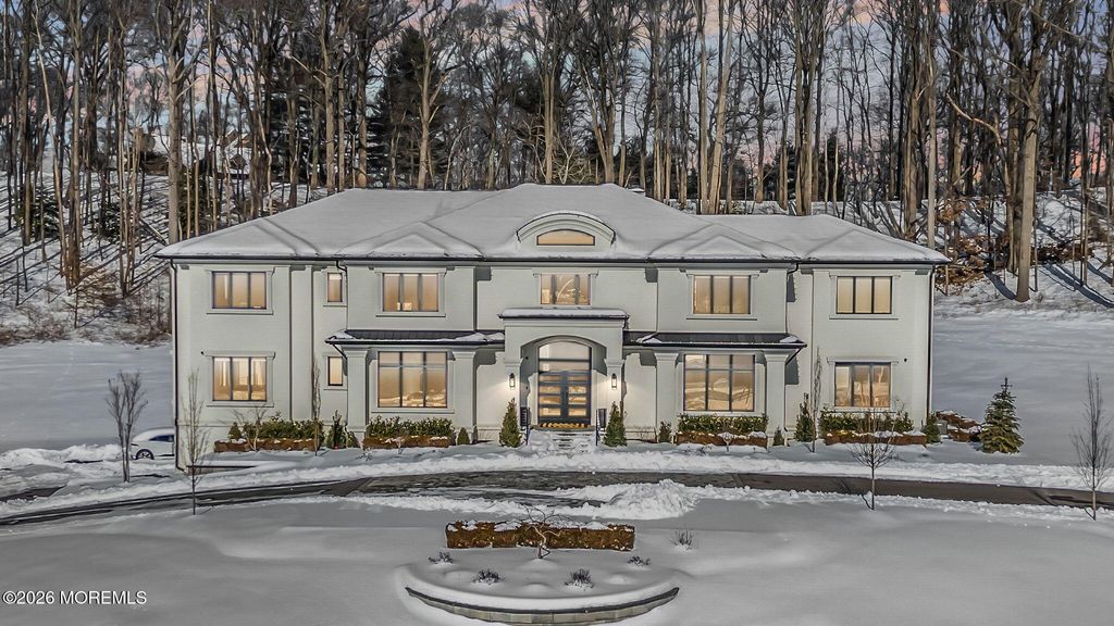 30 Winchester Lane, Holmdel, NJ 07733