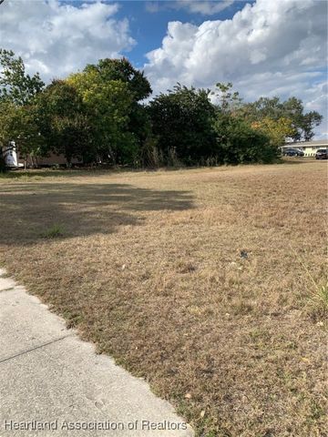 215 Tulane Drive, Avon Park, FL 33825