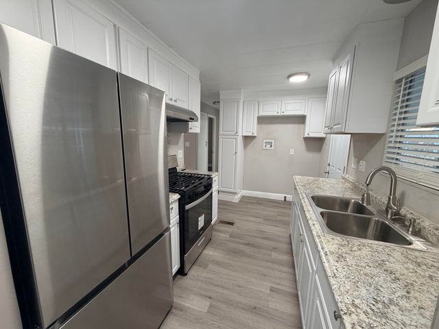 720 E Worth Avenue 159, Porterville, CA 93257