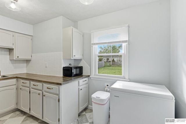 2604 Jackson Street, Bellevue, NE 68005