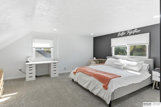 2604 Jackson Street, Bellevue, NE 68005