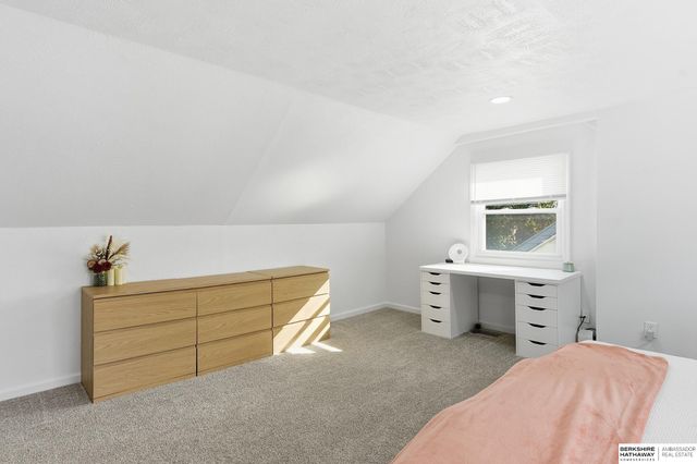 2604 Jackson Street, Bellevue, NE 68005