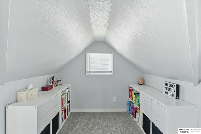 2604 Jackson Street, Bellevue, NE 68005