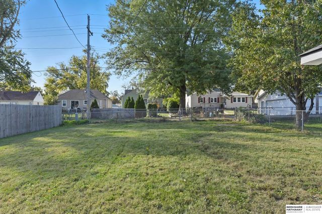 2604 Jackson Street, Bellevue, NE 68005