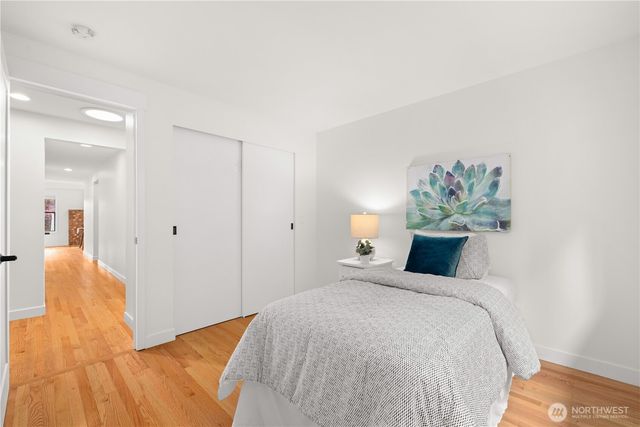 14821 104th Avenue NE, Bothell, WA 98011