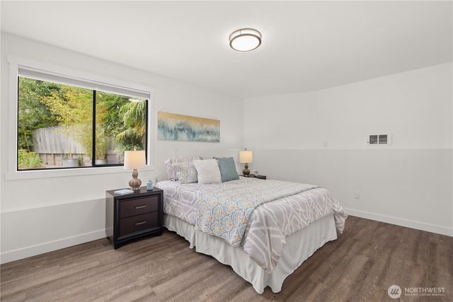14821 104th Avenue NE, Bothell, WA 98011