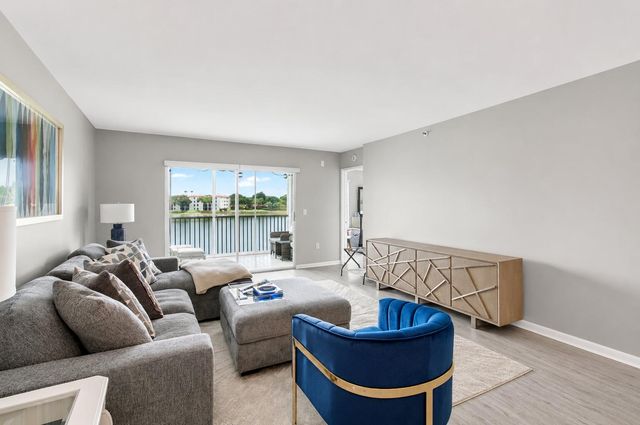 14112 Huntington Pointe Drive 210, Delray Beach, FL 33484