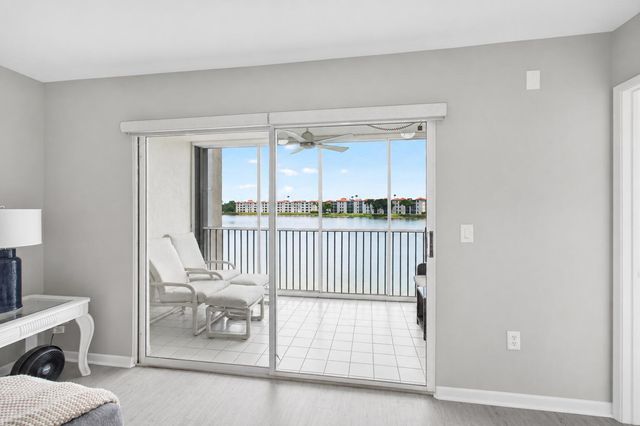 14112 Huntington Pointe Drive 210, Delray Beach, FL 33484