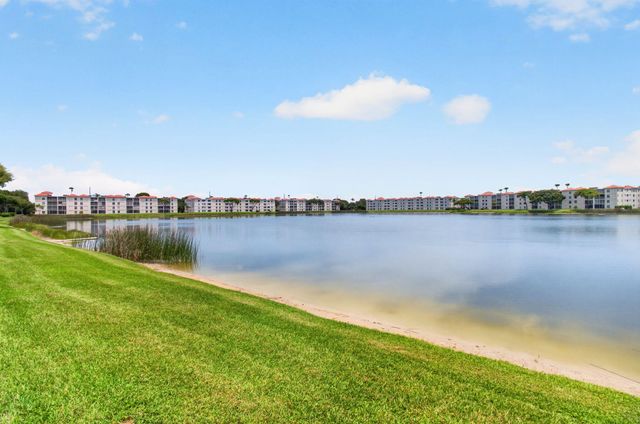 14112 Huntington Pointe Drive 210, Delray Beach, FL 33484