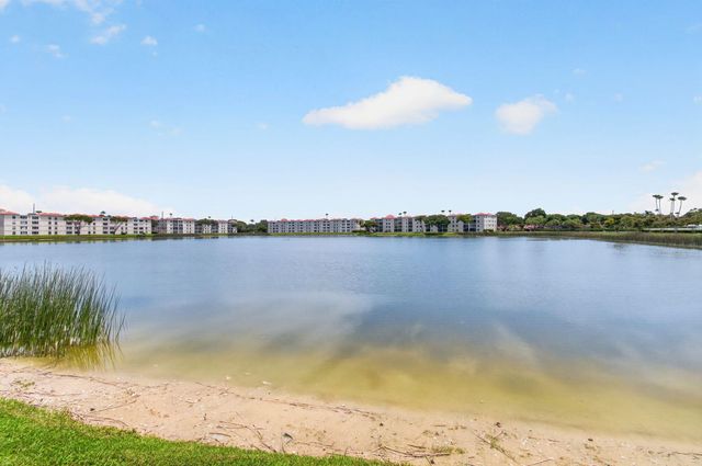 14112 Huntington Pointe Drive 210, Delray Beach, FL 33484