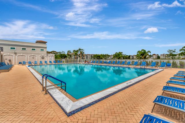 14112 Huntington Pointe Drive 210, Delray Beach, FL 33484