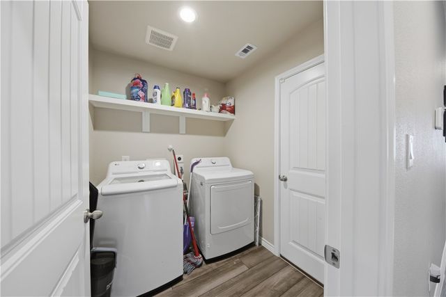 7710 Bronco Buster Dr, Corpus Christi, TX 78414
