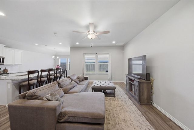 7710 Bronco Buster Dr, Corpus Christi, TX 78414