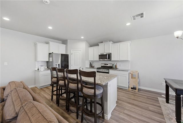 7710 Bronco Buster Dr, Corpus Christi, TX 78414