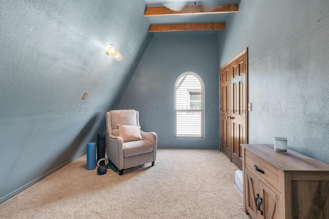 907 BROADMOOR Street, Amarillo, TX 79106
