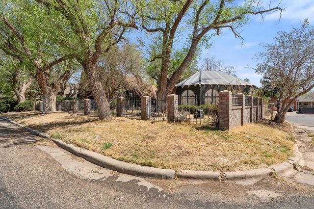 907 BROADMOOR Street, Amarillo, TX 79106