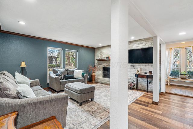 907 BROADMOOR Street, Amarillo, TX 79106