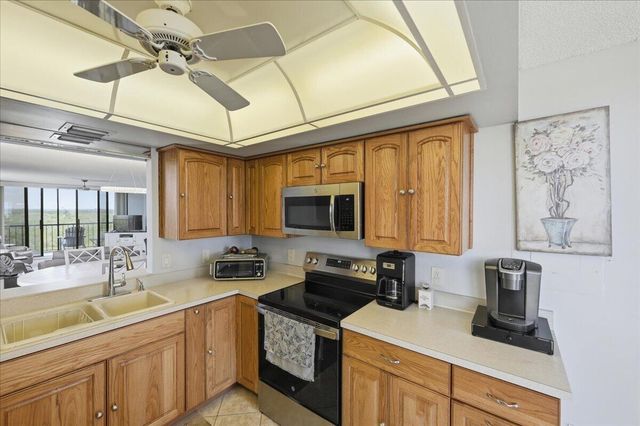 5059 N Hwy A1a 401, Hutchinson Island, FL 34949