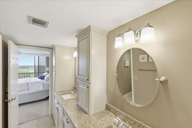 5059 N Hwy A1a 401, Hutchinson Island, FL 34949