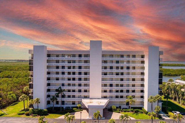 5059 N Hwy A1a 401, Hutchinson Island, FL 34949